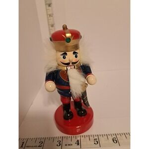 6" Nutcracker